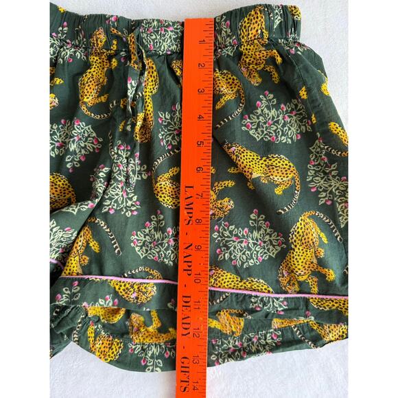 HAUTE DREAMZ‎ Women’s Short Pajama Set Green Cheetah Fun Jungle Print Small - Picture 12 of 13